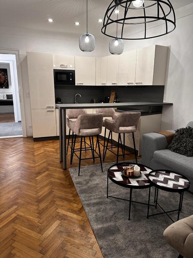 Riverside Apartment Karlovy Vary Exterior foto