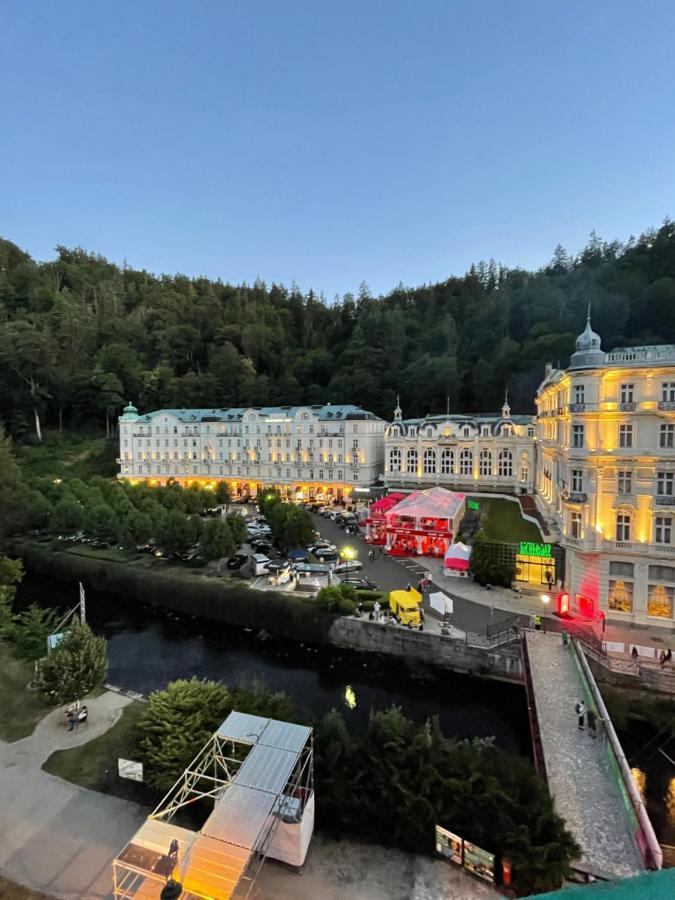 Riverside Apartment Karlovy Vary Exterior foto
